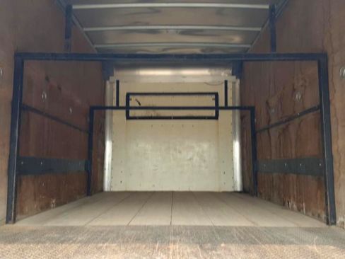 Used 2013 Chevrolet Express 3500 Extended RWD image 10