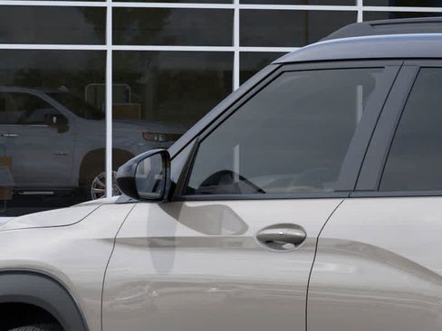 Used 2026 Chevrolet TrailBlazer RS FWD image 12