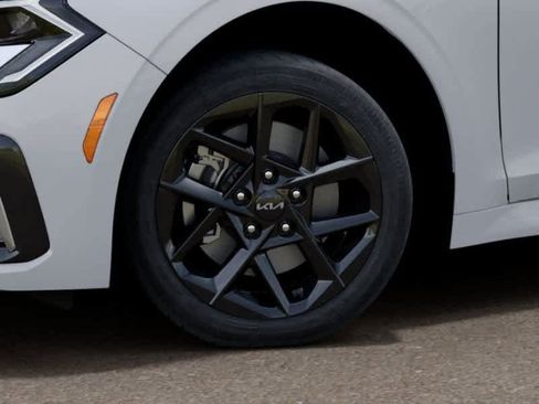 New 2026 Kia K5 LXS FWD image 9