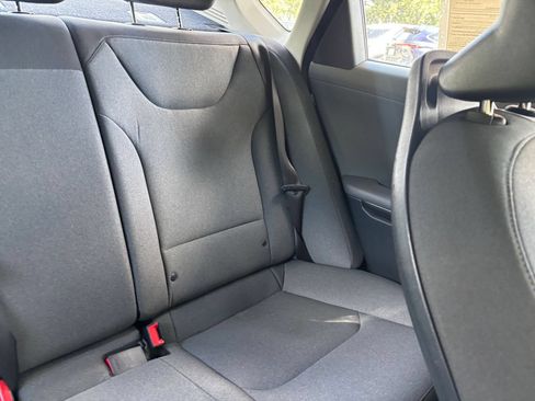 Used 2025 Kia K4 FWD image 37