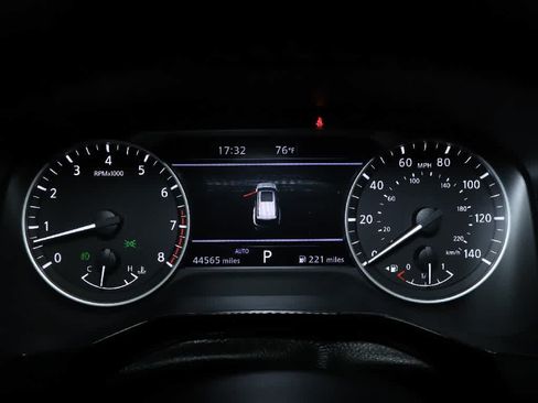 Used 2023 Nissan Pathfinder Rock Creek AWD/4WD image 23