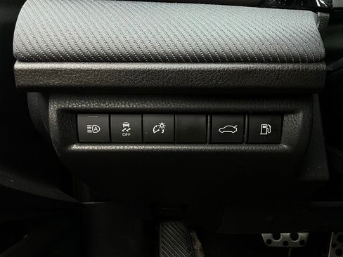 Used 2025 Toyota Camry SE image 22