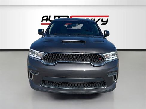 Used 2021 Dodge Durango SXT image 2
