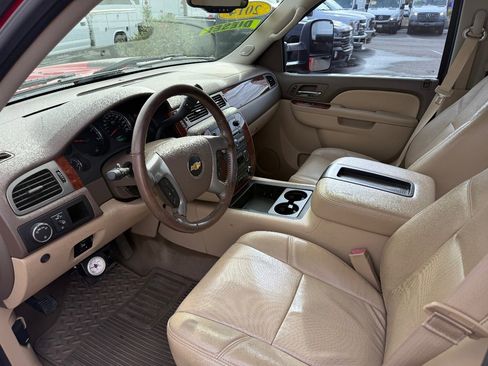 Used 2014 Chevrolet Silverado 2500 LTZ w/ LTZ Plus Package image 21