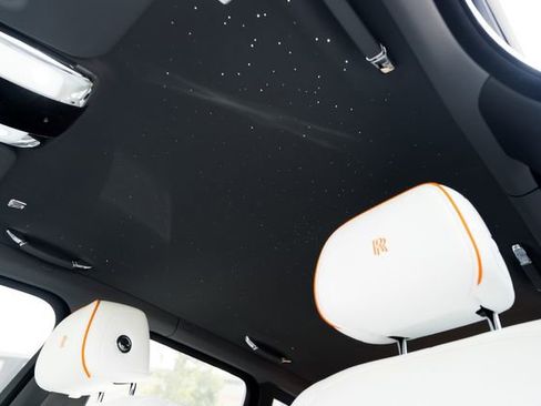 Used 2023 Rolls-Royce Cullinan w/ Cullinan Package image 46