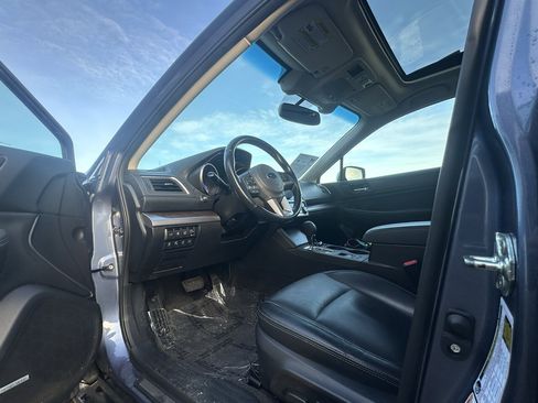 Used 2015 Subaru Outback 3.6R Limited image 4