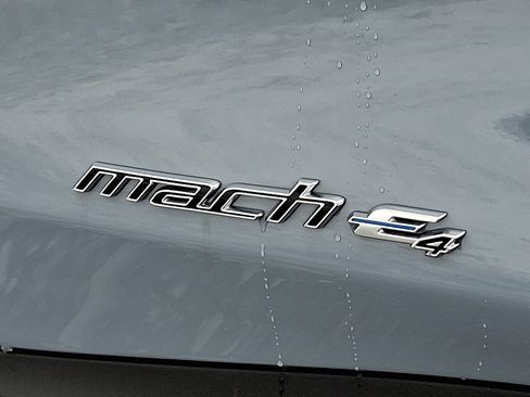 Certified 2025 Ford Mustang Mach-E Premium image 31