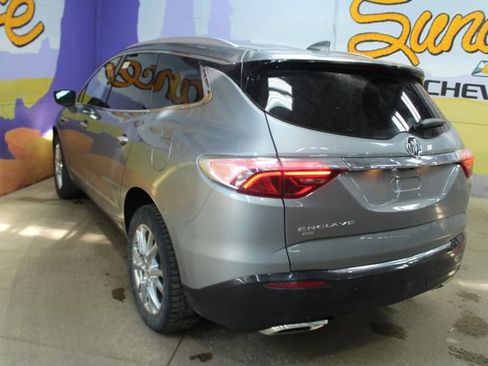 Used 2023 Buick Enclave Essence w/ Experience Buick Package AWD/4WD image 6