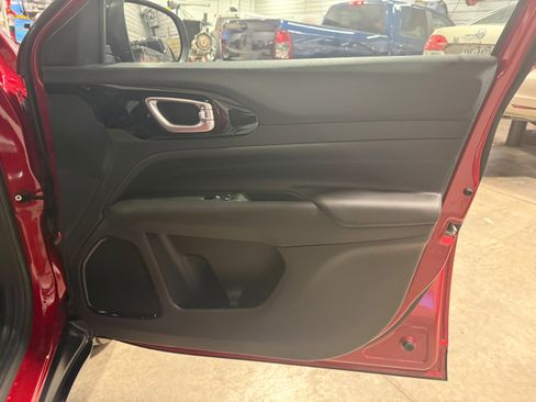 New 2026 Jeep Compass Latitude image 5