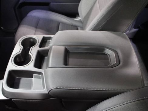 New 2026 GMC Sierra 1500 SLE image 31