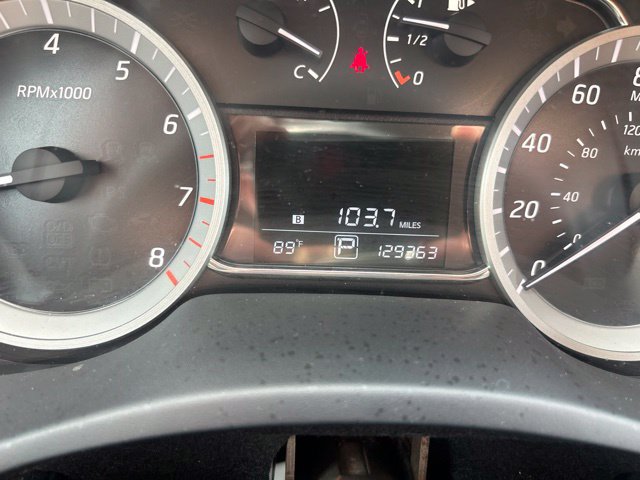 Used 2015 Nissan Sentra SV FWD image 11