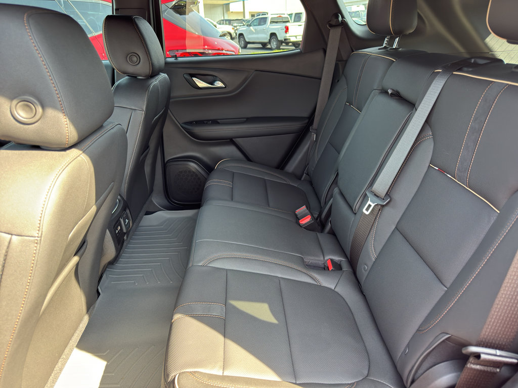 Used 2025 Chevrolet Blazer Premier w/ Driver Confidence II Package FWD image 18