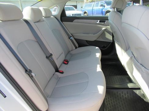 Used 2016 Hyundai Sonata SE image 27