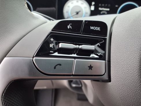 New 2025 Hyundai Elantra SEL image 26