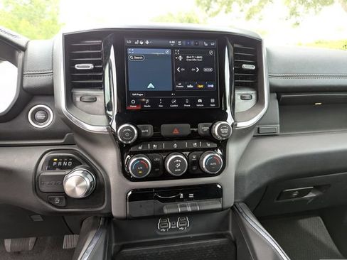 Certified 2024 RAM 1500 Laramie RWD image 27