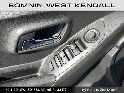 Used 2021 Chevrolet Trax LS image 20