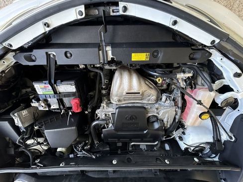 Used 2015 Toyota RAV4 XLE image 30