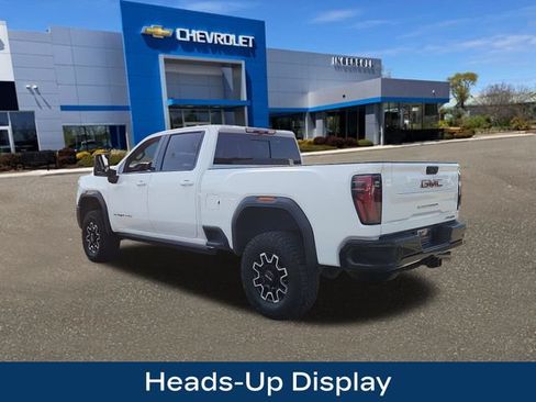 Used 2025 GMC Sierra 2500 AT4X AWD/4WD image 4
