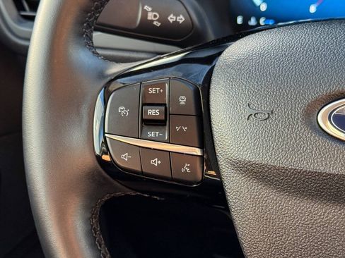 Used 2025 Ford Escape Platinum AWD/4WD image 26