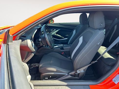 Used 2021 Chevrolet Camaro LT w/ RS Package RWD image 7