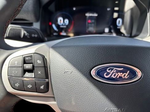 New 2026 Ford Explorer Active image 25