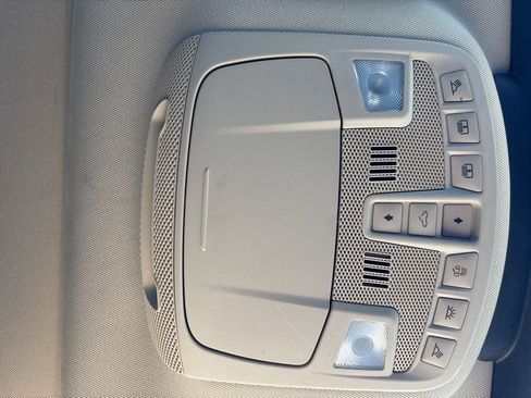 Used 2022 Lincoln Nautilus Reserve w/ Equipment Group 201A image 22