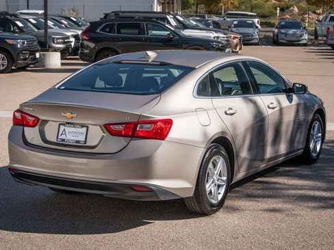 Used 2023 Chevrolet Malibu LT image 5