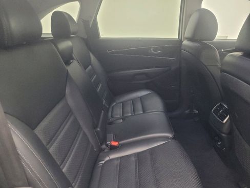 Used 2019 Kia Sorento EX w/ EX Touring Package AWD/4WD image 19