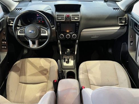 Used 2017 Subaru Forester 2.5i Premium image 40