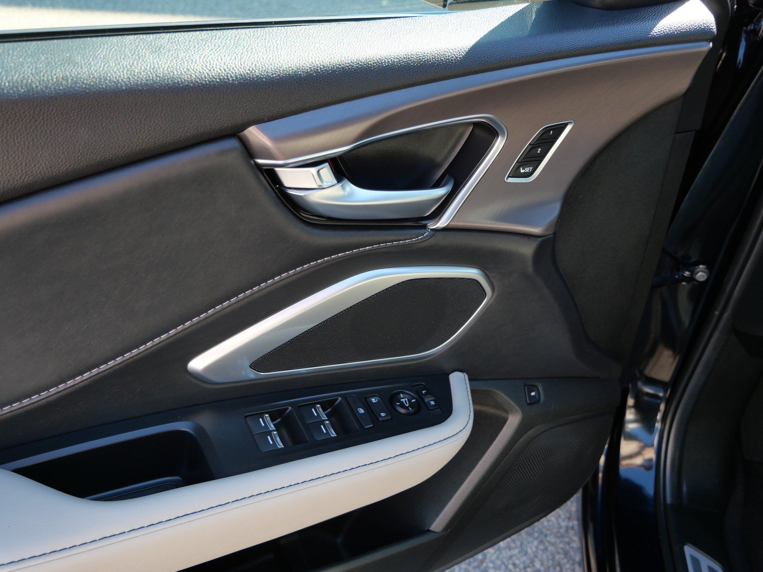 Certified 2025 Acura RDX FWD image 20