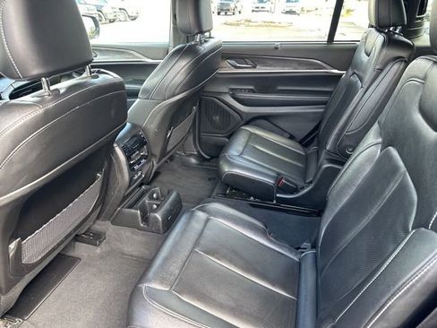 Certified 2024 Jeep Grand Cherokee L Limited w/ Luxury Tech Group II AWD/4WD image 12