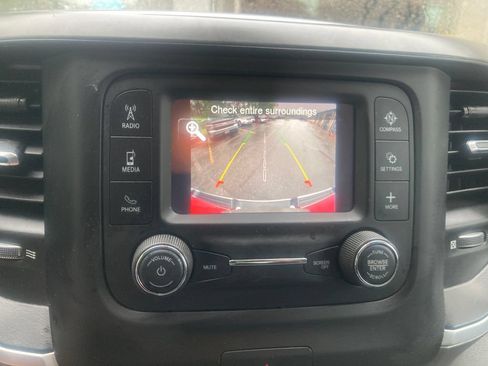 Used 2022 RAM 1500 Big Horn AWD/4WD image 25