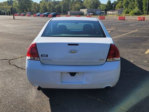 Used 2014 Chevrolet Impala Limited LS image 10