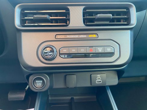 New 2025 Ford Maverick XLT w/ XLT Luxury Package image 16