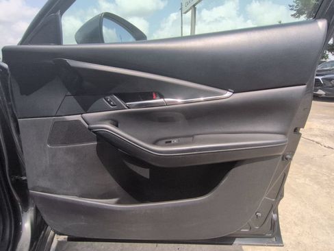 Used 2025 MAZDA CX-30 AWD 2.5 S w/ Preferred Package image 32