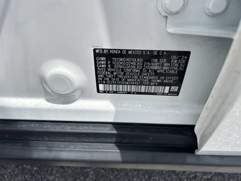 Used 2025 Honda HR-V LX image 37