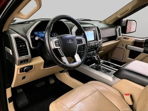 Used 2017 Ford F150 Lariat w/ Equipment Group 502A Luxury AWD/4WD image 13