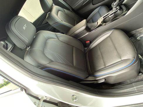 Used 2025 Buick Envista Sport Touring FWD image 17