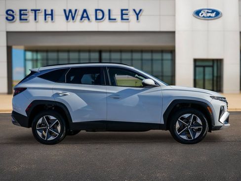 Used 2025 Hyundai Tucson SEL AWD/4WD image 8