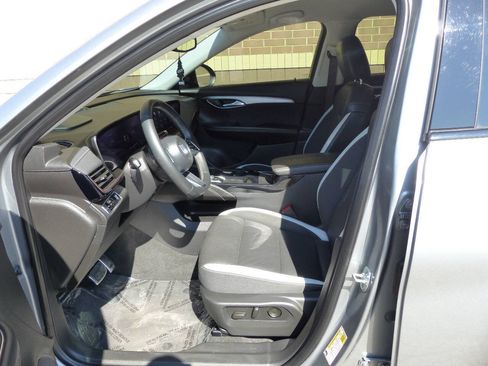Used 2024 Buick Envision Sport Touring AWD/4WD image 26