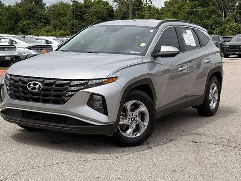 Used 2022 Hyundai Tucson SEL w/ Cargo Package FWD image 3