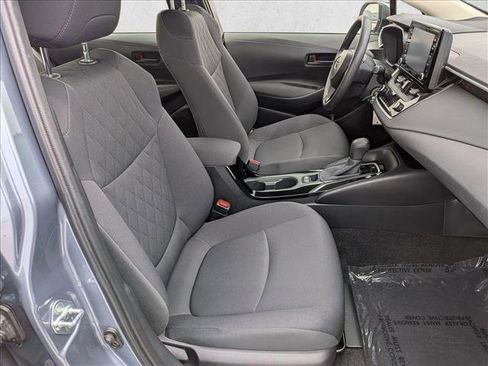 Used 2022 Toyota Corolla LE image 19