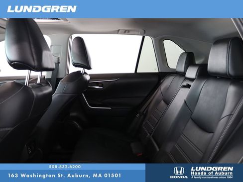 Used 2022 Toyota RAV4 XLE Premium AWD/4WD image 15