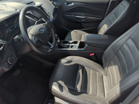 Used 2018 Ford Escape Titanium FWD image 9