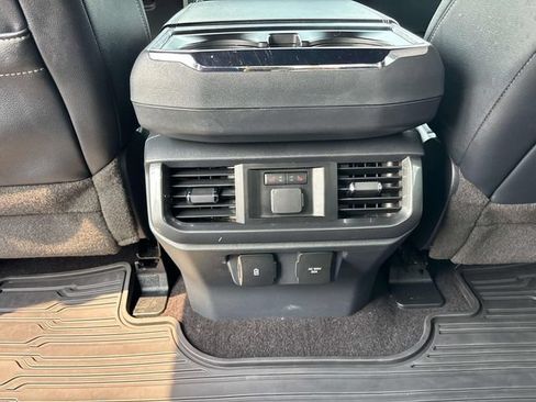 Used 2023 Ford F150 Lariat w/ Equipment Group 502A High AWD/4WD image 16