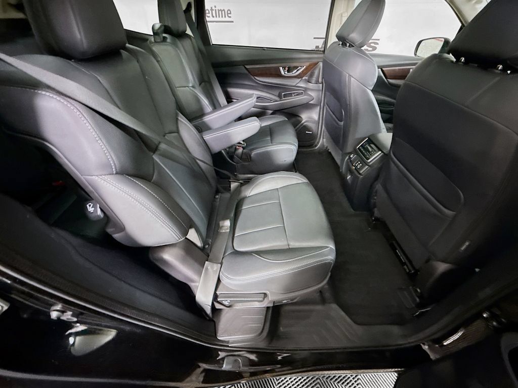 Used 2023 Subaru Ascent Touring AWD/4WD image 32