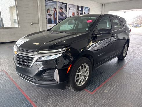 Used 2024 Chevrolet Equinox LT image 1