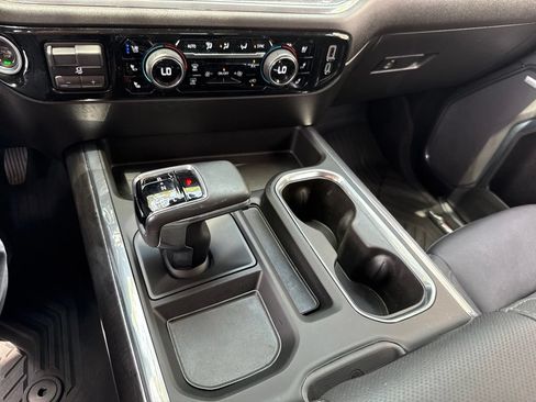 Used 2024 Chevrolet Silverado 1500 LTZ AWD/4WD image 47