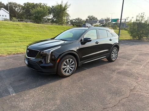 Used 2020 Cadillac XT4 Sport AWD/4WD image 3
