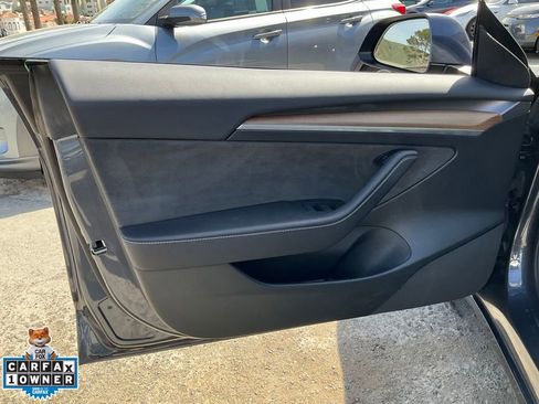 Used 2023 Tesla Model 3 Standard Range image 23
